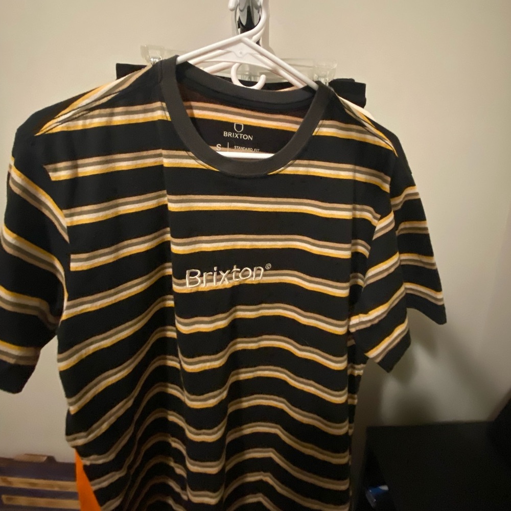 5 Tee Shirts , - Picture 2 of 5